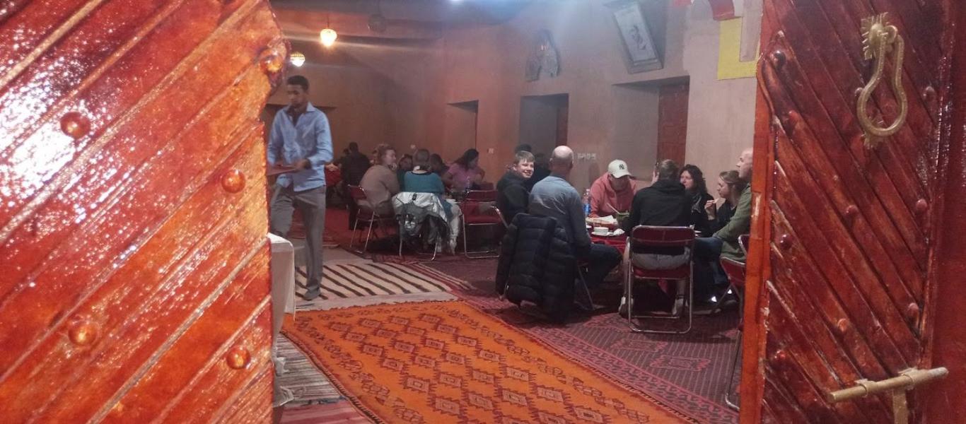 Auberge Restaurant Tissili " Oasis De Fint" Exteriér fotografie